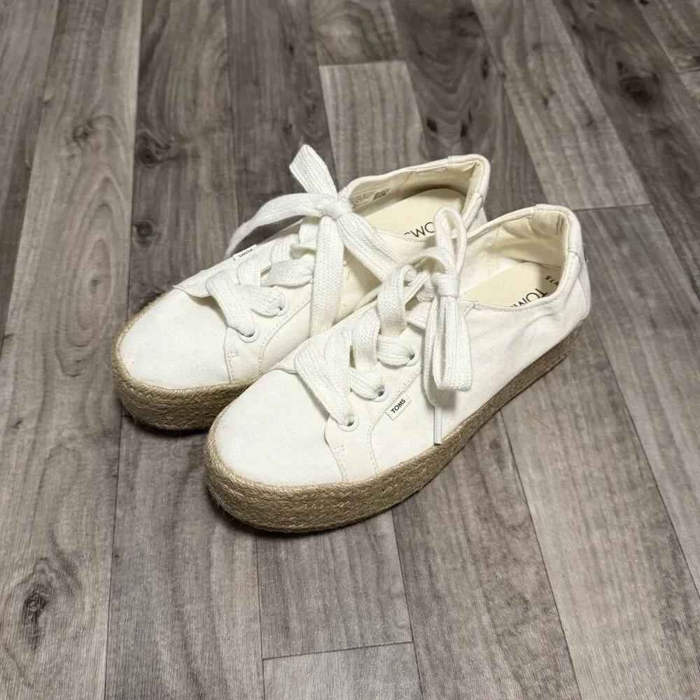 Toms new without